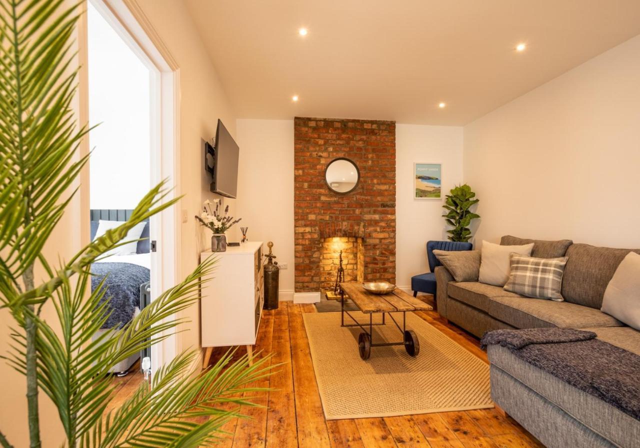 Ty Llwyd Apartments - Poppit Saint Dogmaels Esterno foto