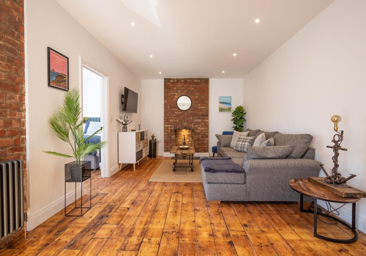 Ty Llwyd Apartments - Poppit Saint Dogmaels Esterno foto